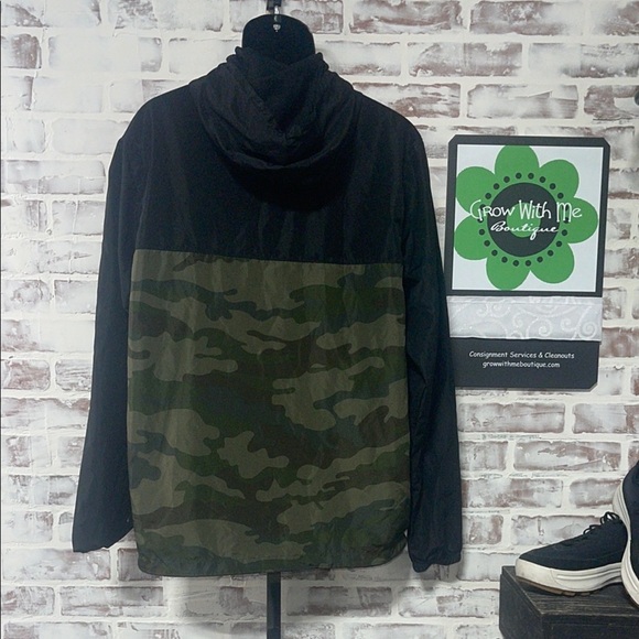 Enthuzst Black and Green camo Windbreaker Jacket adult large - Picture 7 of 9